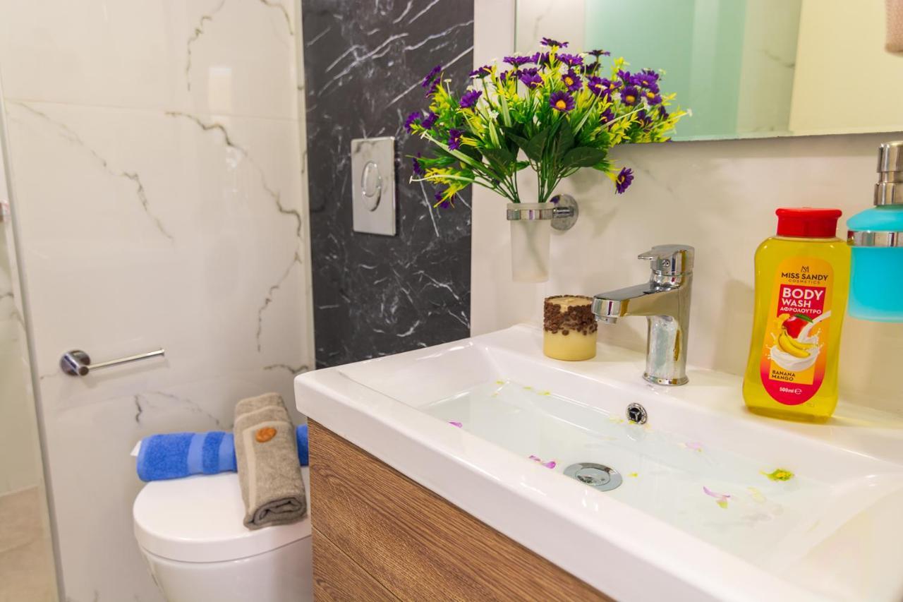 Apolafsi Apartments 2 New With Kitchen Chania  ภายนอก รูปภาพ